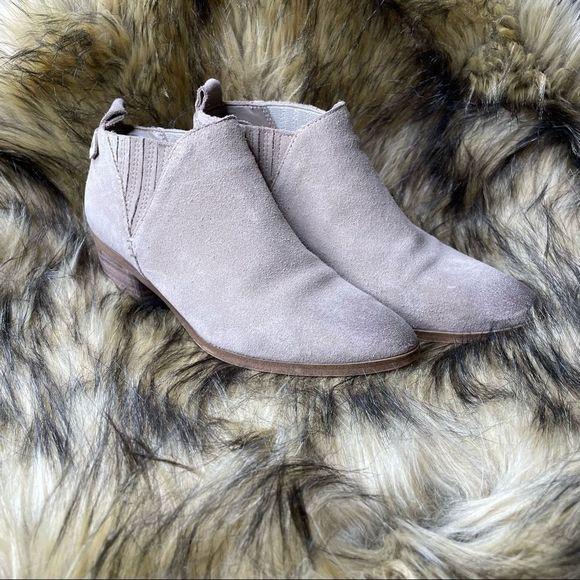 Marc Fisher Shoes - Marc fisher Wilde ankle booties size 7.5